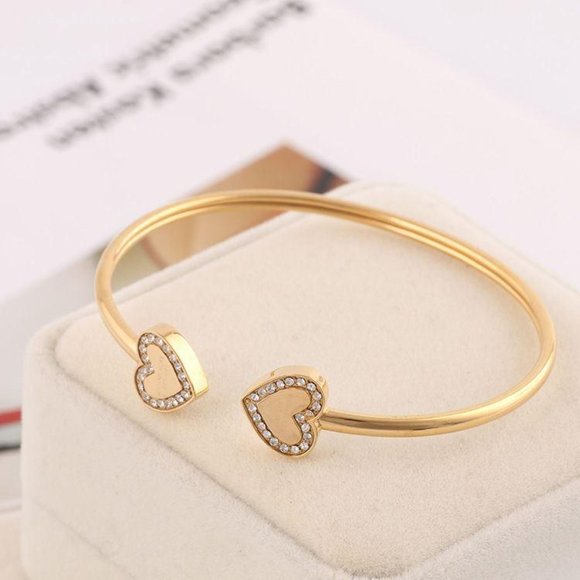 NEW Michael Kors Heart Pave Crystal Gold Bracelet - Picture 11 of 11